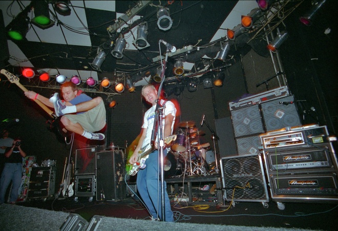Blink-182_at_the_Whiskey_in_Los_Angeles,_10-7-1996